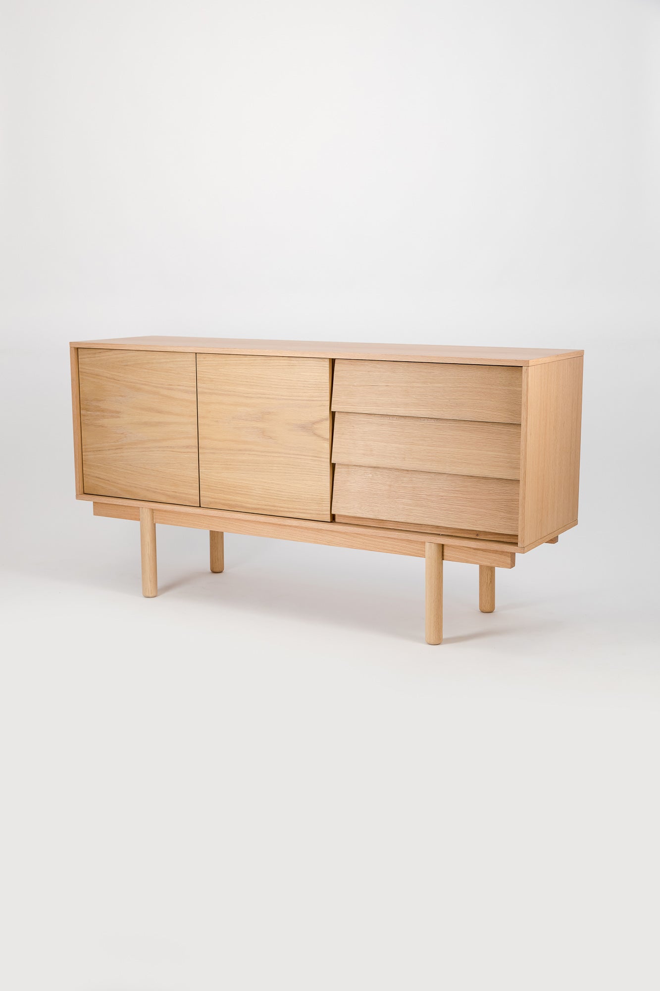 Frystark Mini Sideboard