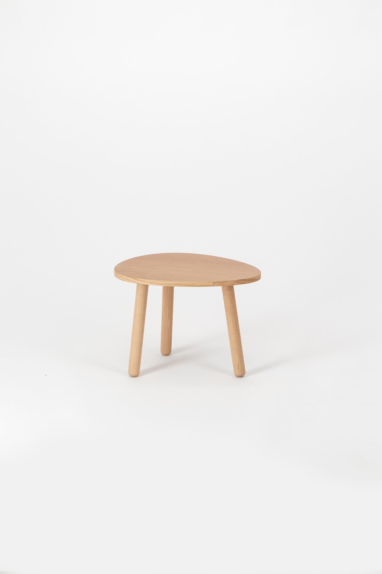 Frystark Oak Nesting Tables